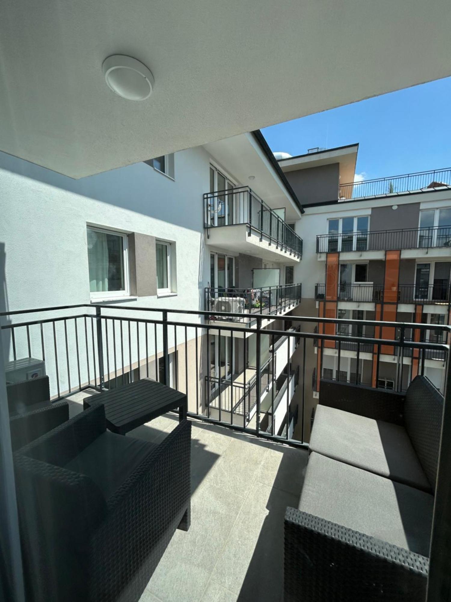 West Budapest-Edge Of Downtown-Free Parking Exterior photo